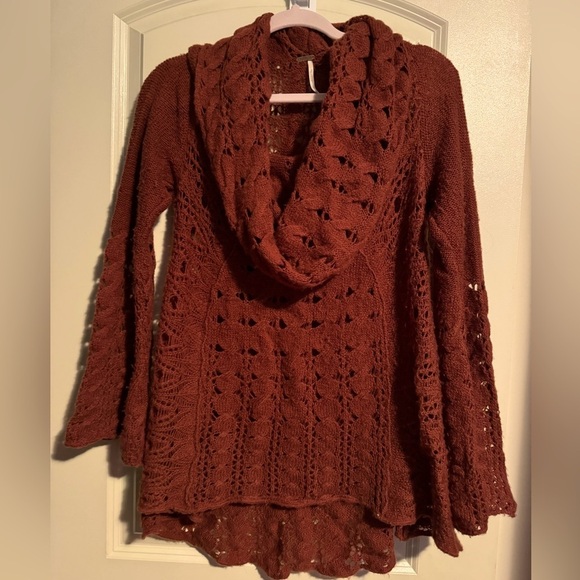 Free People Sweaters - Free People Sweater size Medium